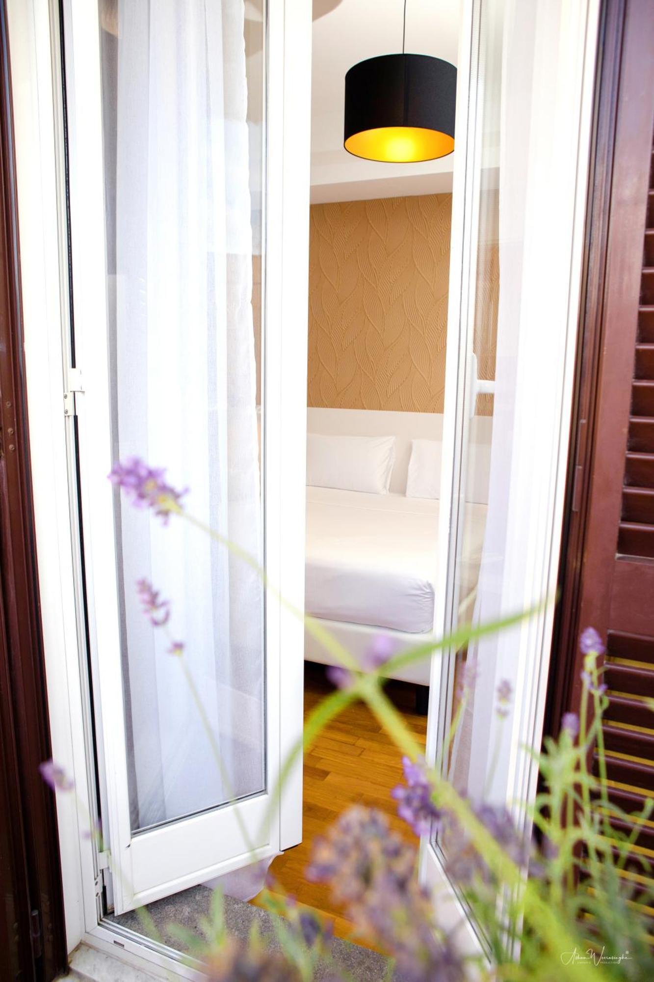 Magikrooms Topaz Рим Екстериор снимка